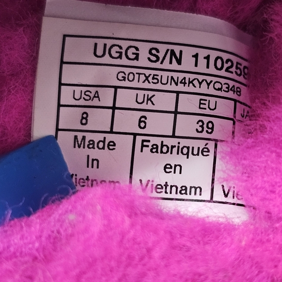 UGG Wool Hot Pink Fluffete Slippers Size 8 - Picture 3 of 4